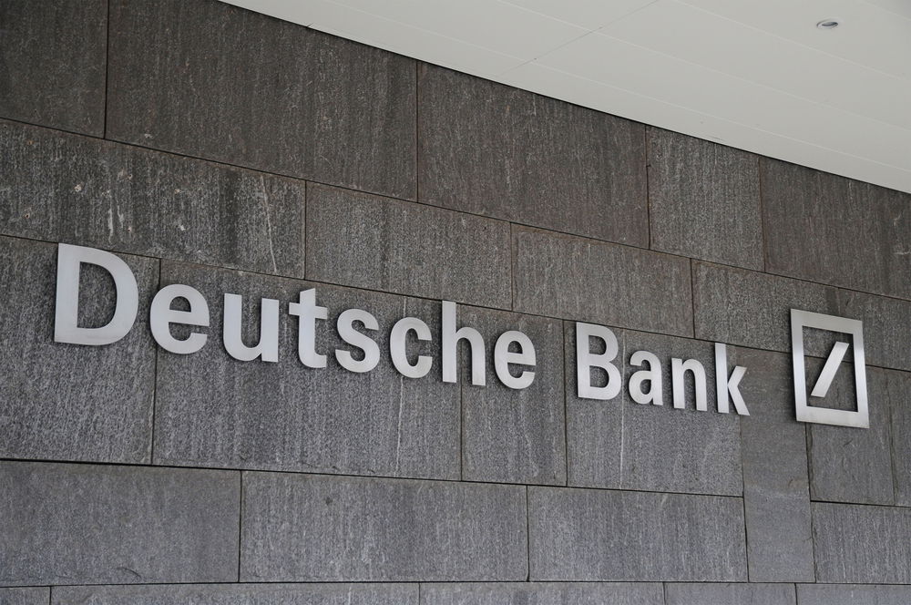 Read more about the article Deutsche Bank-Aktie: Kollaps droht!